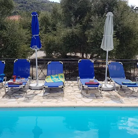 Selene, Mountain Views, No Stairs, 2 Km From Villa