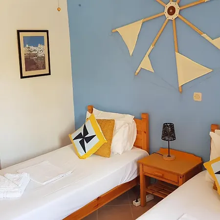 Selene, Mountain Views, No Stairs, 2 Km From Villa