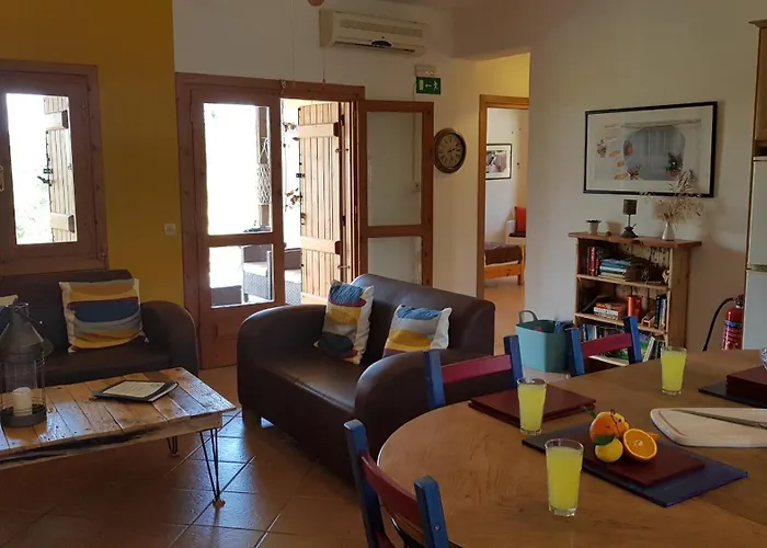 Selene, Mountain Views, No Stairs, 2 Km From *