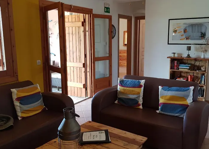 Selene, Mountain Views, No Stairs, 2 Km From Chania (Crete)